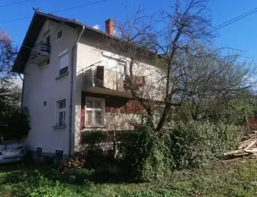 Етаж от къща, Кюстендил, Югозападна България - снимка 5 от 9