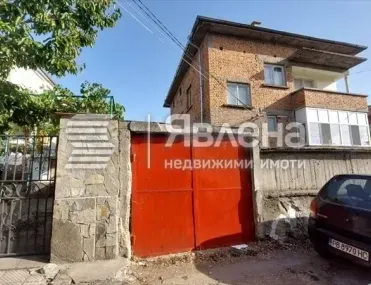Етаж от къща, Покрайнини, Пловдив - снимка 12 от 13