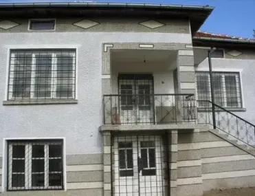 Къща, Братя Даскалови, Югоизточна България - снимка 5 от 8