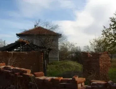 Къща, Братя Даскалови, Югоизточна България - снимка 4 от 8