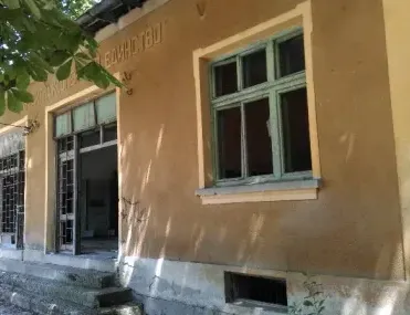 Къща, Враца, Северозападна България - снимка 4 от 12