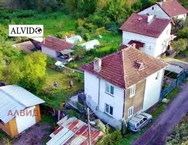 Къща, Своге, Югозападна България - снимка 15 от 18