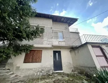 Къща, Гълъбово, Югоизточна България - снимка 8 от 18