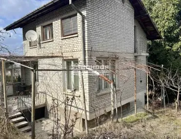 Къща, Гълъбово, Югоизточна България - снимка 2 от 18