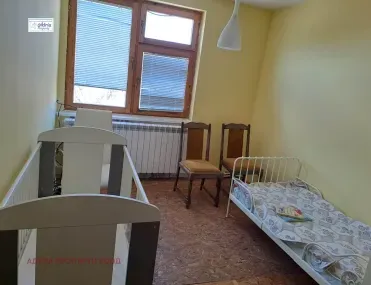 Къща, Кюстендил, Югозападна България - снимка 5 от 8