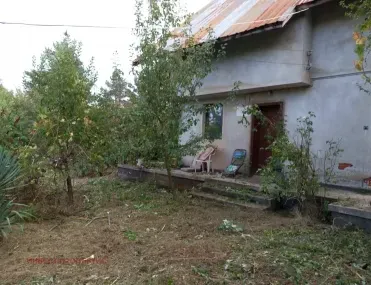 Къща, Годеч, Югозападна България - снимка 4 от 10