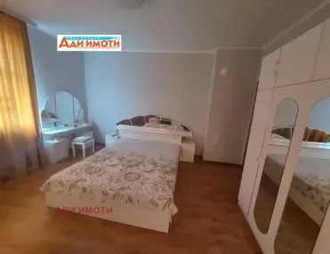 Къща, Карлово, Южна България - снимка 4 от 18