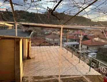 Къща, Карлово, Южна България - снимка 10 от 18
