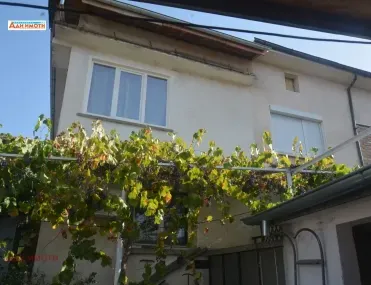 Къща, Карлово, Южна България - снимка 4 от 18