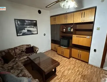 Къща, Карлово, Южна България - снимка 7 от 18