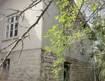 Къща, Търговище, Североизточна България - снимка 9 от 11