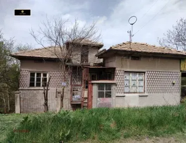 Къща, Търговище, Североизточна България