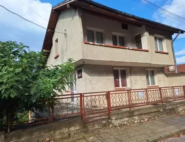 Къща, Пазарджик, Южна България - снимка 10 от 18