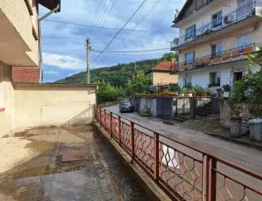 Къща, Пазарджик, Южна България - снимка 9 от 18
