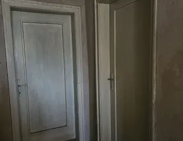 Къща, Ловеч, Северозападна България - снимка 4 от 18