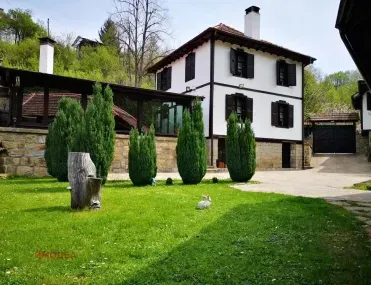 Къща, Габрово, Северна България - снимка 8 от 15