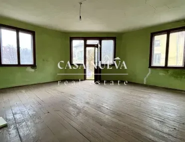 Къща, Червен Бряг, Северозападна България - снимка 12 от 18