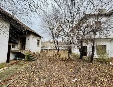 Къща, Червен Бряг, Северозападна България - снимка 15 от 18