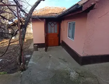 Къща, Покрайнини, Русе - снимка 3 от 18