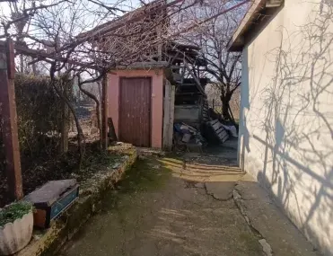 Къща, Покрайнини, Русе - снимка 10 от 18