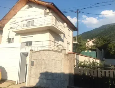 Къща, Кюстендил, Югозападна България - снимка 8 от 10