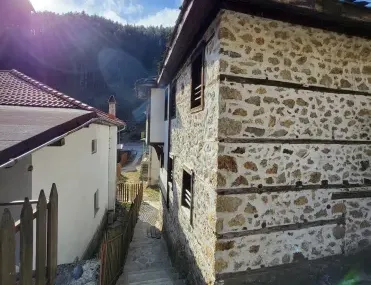 Къща, Смолян, Южна България - снимка 15 от 18
