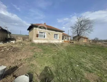 Къща, Полски Тръмбеш, Северна България - снимка 4 от 12