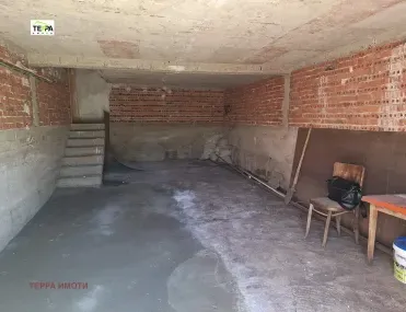 Къща, Борово, София - снимка 15 от 18