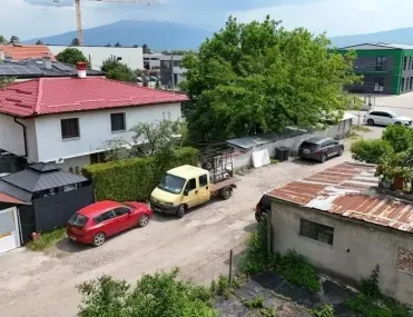 Къща, с. Волуяк, София - снимка 3 от 12