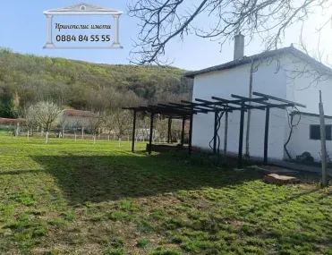 Къща, Чирпан, Югоизточна България - снимка 16 от 18