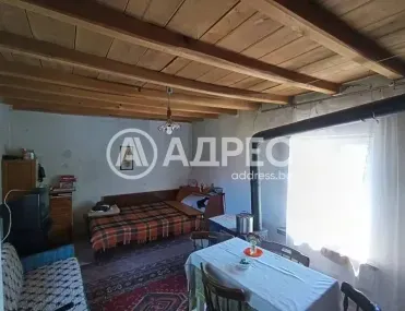Къща, Разград, Северна България - снимка 3 от 9