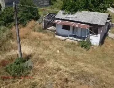 Къща, Баните, Южна България - снимка 2 от 6