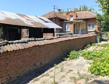 Къща, Покрайнини, Русе - снимка 10 от 18