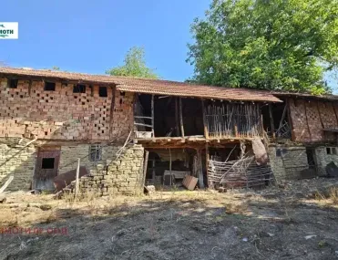 Къща, Ловеч, Северозападна България - снимка 13 от 18