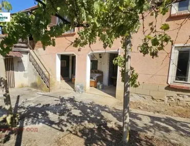 Къща, Ловеч, Северозападна България - снимка 11 от 18