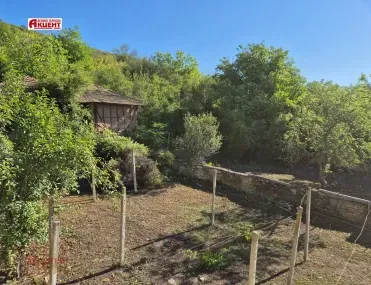 Къща, Карлово, Южна България - снимка 4 от 13