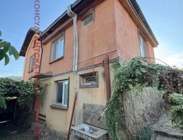 Къща, Ловеч, Северозападна България - снимка 8 от 18