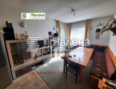 Къща, Царево, Югоизточна България