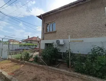 Къща, с. Локорско, София - снимка 12 от 16