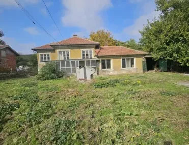 Къща, Покрайнини, Русе - снимка 9 от 18