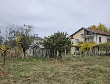 Къща, Карлово, Южна България - снимка 8 от 18