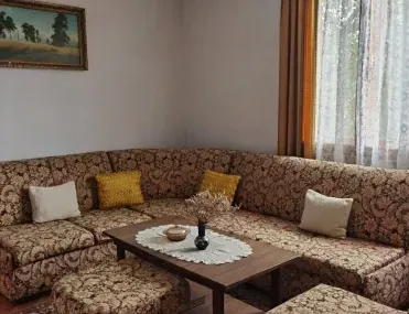Къща, Карлово, Южна България - снимка 12 от 18