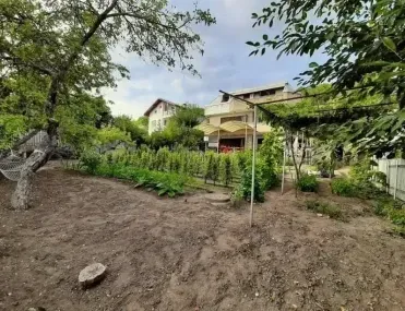 Къща, Балчик, Североизточна България