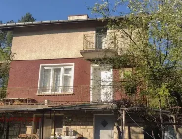 Къща, Своге, Югозападна България - снимка 2 от 6