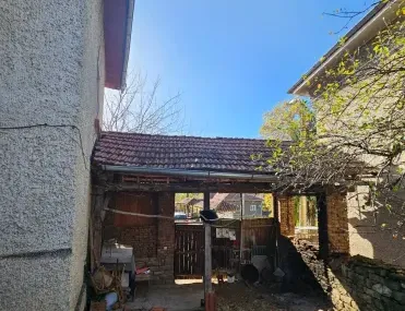 Къща, Ловеч, Северозападна България - снимка 14 от 18