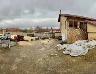 Къща, Плевен, Северозападна България