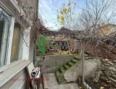 Къща, Чирпан, Югоизточна България - снимка 9 от 18