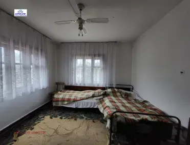 Къща, Пазарджик, Южна България - снимка 3 от 18