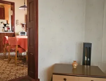 Къща, Перник, Югозападна България - снимка 5 от 18