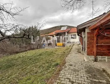 Къща, Мирково, Югозападна България - снимка 6 от 18